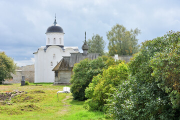 Fototapeta premium Staraya Ladoga. Russia. Ancient St. George's Cathedral
