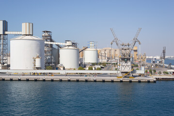 Fototapeta na wymiar Aluminium factory in port of Jebel Ali