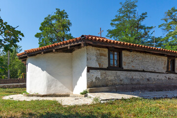 Fototapeta na wymiar Old Houses from the nineteenth century in Brashlyan, Bulgaria