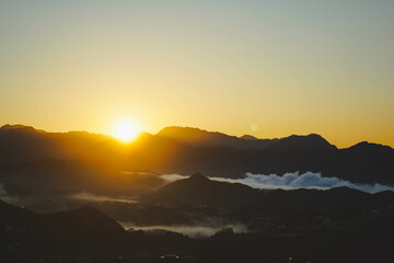 国見ケ丘の朝焼け