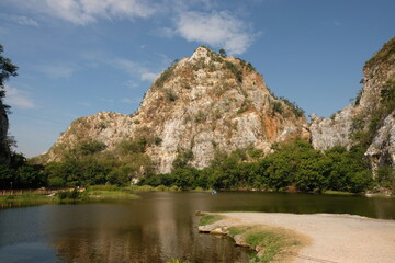Fototapeta na wymiar limestone mountains and ponds