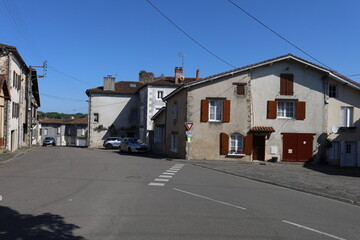 Fototapeta na wymiar Place du docteur DEFAUT, ville de Confolens, département de la Charente, France