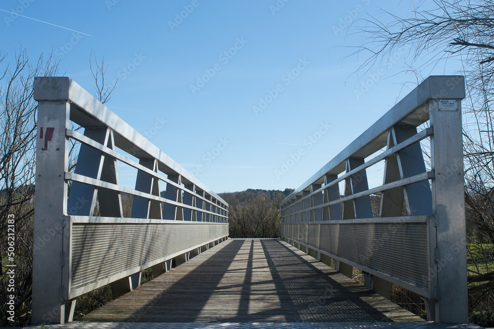 Wall mural passerelle pour piéton à bidart