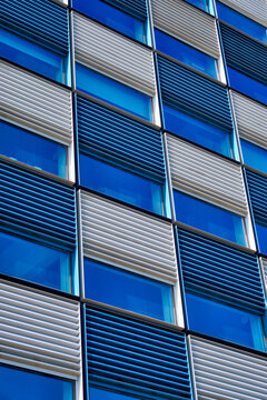 Mainport Rotterdam Institute building known for original design