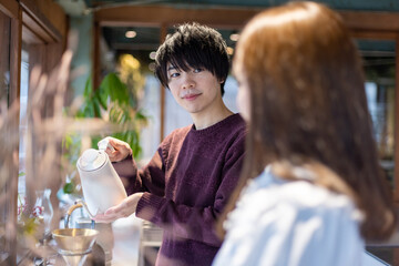 同棲カップルのサンデーモーニング