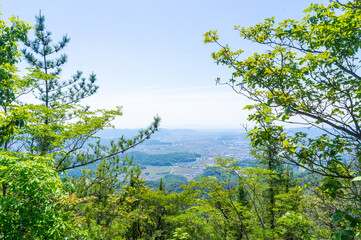 鬼ノ城から臨む吉備津平野、5月撮影