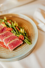 tuna with asparagus