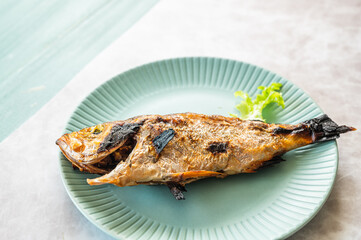 メバルの塩焼き