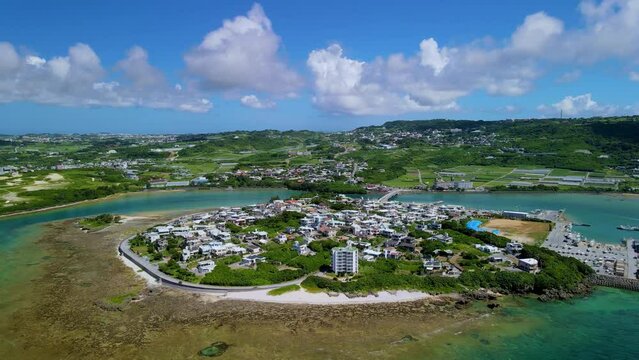 【空撮動画・沖縄】沖縄県奥武島を後進しながら全体を航空撮影