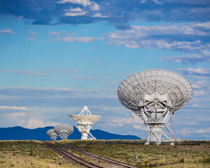 New Mexico blue Skys surround the satellite dish at Very Large Array © Vincent
