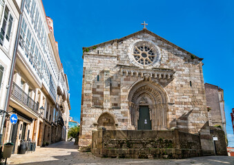 Fototapeta na wymiar Igrexa de Santiago, a church in A Coruna - Galicia, Spain