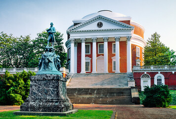 The University of Virginia at Charlottesville, Virginia, USA. The Rotunda building designed by Thomas Jefferson - obrazy, fototapety, plakaty