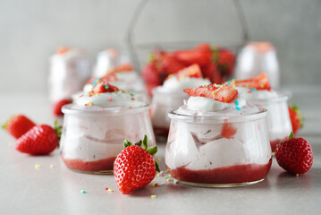 Summer strawberry mousse