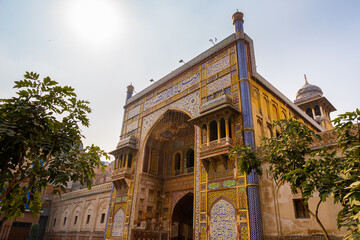 Masjid Wazir Khan