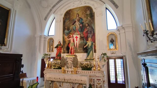 Forio - Panoramica interna della Chiesa di Santa Maria di Visitapoveri