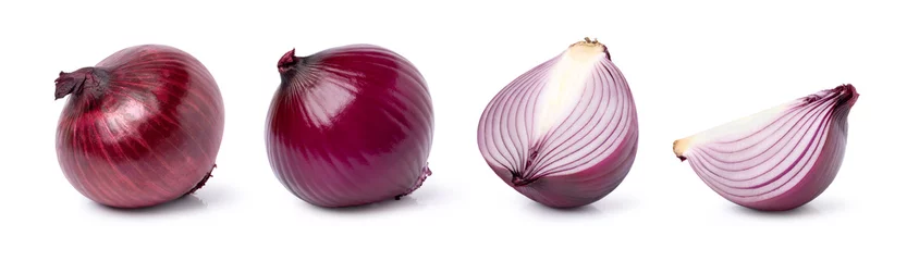 Crédence de cuisine en verre imprimé Légumes frais Whole and half sliced of red onion isolated on white background.