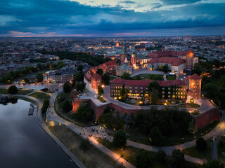 Zamek Wawel widok nocny z góry