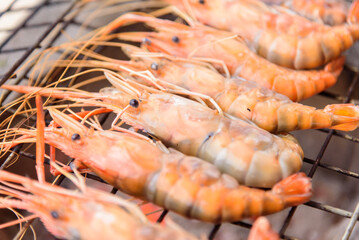 Grill the  shrimp on stove 