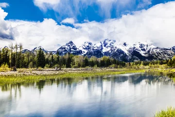 Fototapeten Berge, die sich im Grand-Teton-Nationalpark spiegeln © Fyle