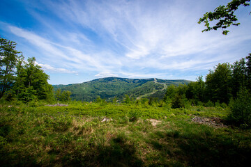 Fototapeta na wymiar Z widokiem na szczyt Beskidów - With a view of the Beskids peak