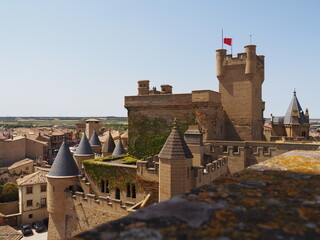 Olite con su Palacio Real, palacio de los reyes de Navarra. España.