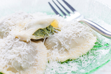 Ravioli filled with spinach and ricotta