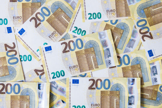 A load of 200 Euro banknotes in a pattern