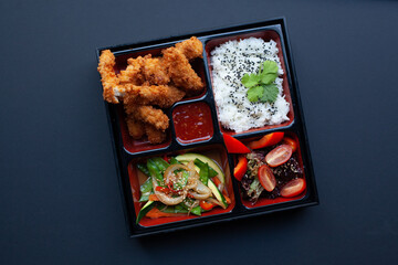 bentobox chicken rise salad
