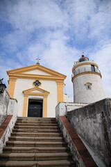 マカオMacauのユネスコ世界文化遺産の風景（ギア灯台Guia Lighthouseとギアの聖母教会Our lady of Guia）