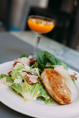 grilled salmon with vegetables