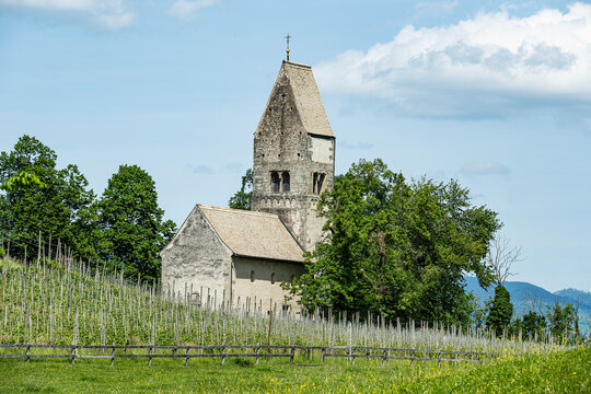 Kirche Peter und Paul auf der Insel Ufenau, im Zürichsee, Schweiz
