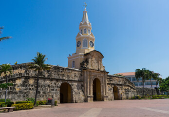 Fototapeta na wymiar Clock tower, Wall of Cartagena, beautiful Cartagena city, tourism in Colombia