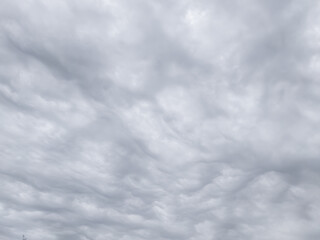 heller, lichter grauer Himmel, Hintergrund Textur
