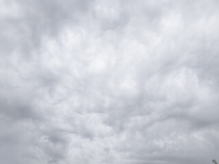 heller, lichter grauer Himmel, Hintergrund Textur