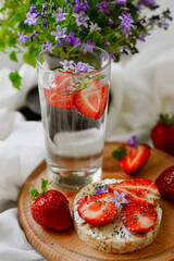 breakfast with strawberries