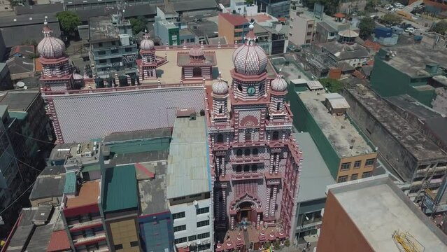 ed Mosque (Jami Ul-Alfar Mosque) in the capital city of Colombo, Sri Lanka