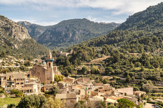 Rundgang durch Valldemossa 
Ausflug zum schönsten Dorf auf Mallorca