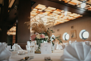 Rustic decoration. Table decoration. Flower decoration for a special occasion.