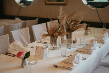 Rustic decoration. Table decoration. Flower decoration for a special occasion.