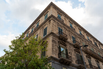 Fototapeta na wymiar Residential building in the city of Palermo in Sicily