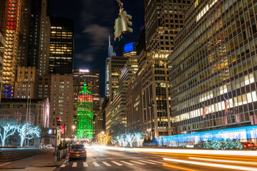 Park Ave at night, Upper East Side, Manhattan, New York. 