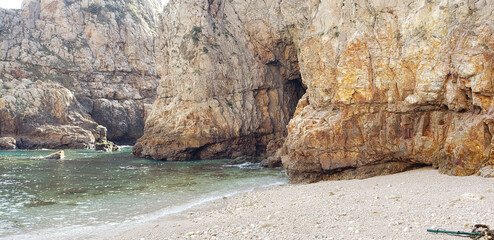 Takeshima alcove