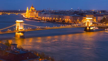 Fototapeta na wymiar Image of night view of Budapest Chain Bridge over Danube and Hungarian Parliament