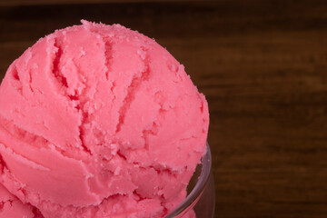strawberry ice cream