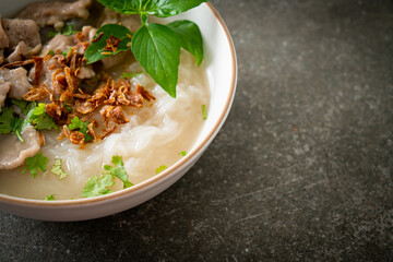 Pho Bo vietnamese soup with pork and rice noodles