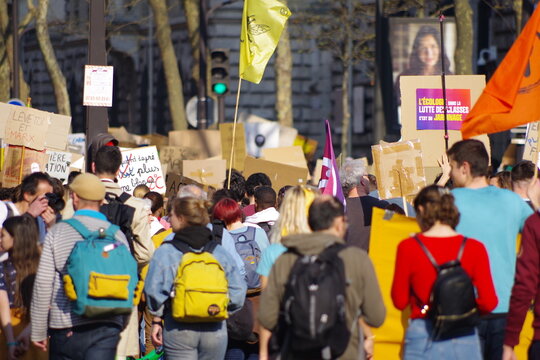 Manifestation pour le climat &agrave; Paris