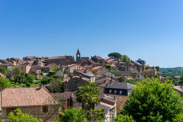 Fototapeta na wymiar view of the idyllic French country town of Belves in the Dordogne Valley
