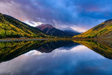 Foto op Canvas Crystal Lake Sunrise. The San Juan Mountains of Colorado in Autumn. © Gary