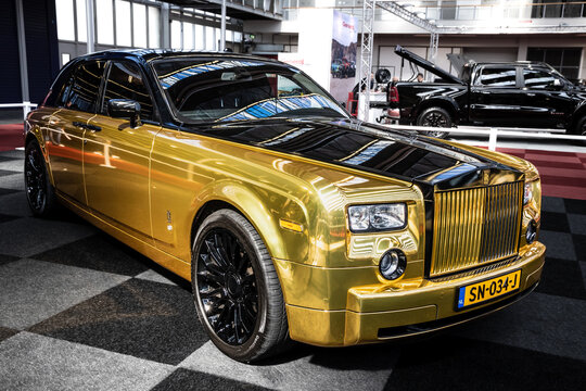 Rolls Royce Phantom RR01 Luxury Car 