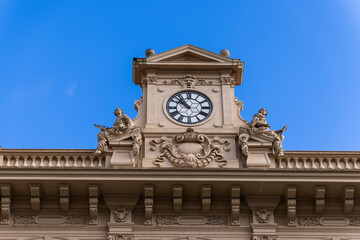 architectural details of the facade of the classic post office building, view of the Anhangabaú Valley Region, São Paulo, SP, Brazil